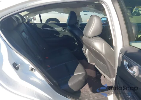 2017 Infiniti Q50 3.0T Signature Edition z USA, uszkodzony, nr VIN JN1EV7AP5HM739318